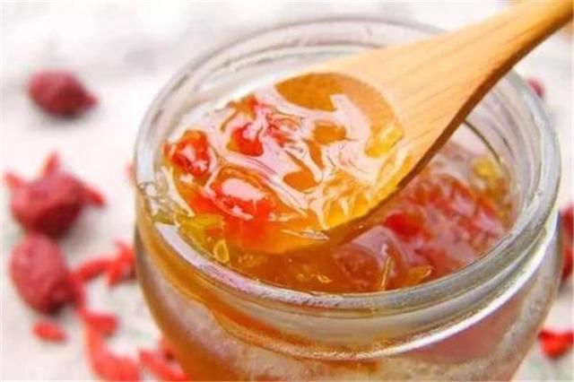 喝枸杞蜂蜜水有什么好处?枸杞蜂蜜的功效与作用