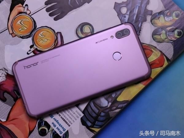 与小米8SE同价位的vivoZ1和荣耀Play,三者选一