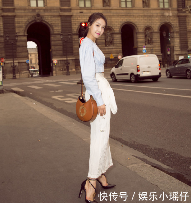 宋茜的腿太好看了吧,一点也不像练舞之人的腿