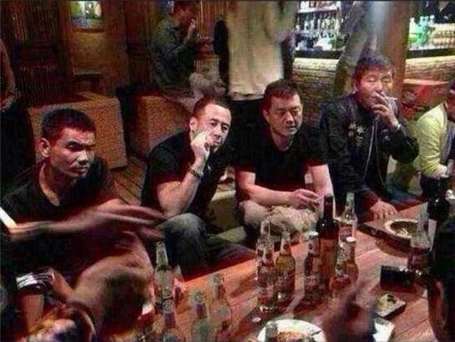 李亚鹏输官司被判赔偿四千万,港媒曝他因此和