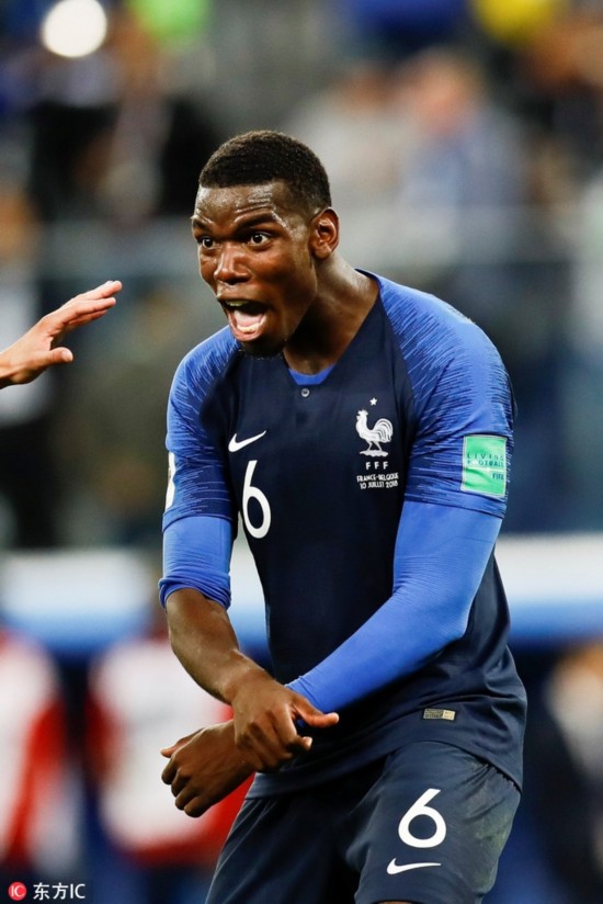 博格巴球踢得好还能贡献表情包