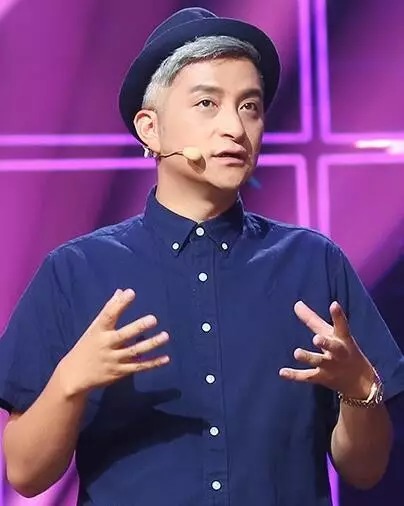 歌手吉杰写长信看哭网友 凉山牺牲警察系其堂弟