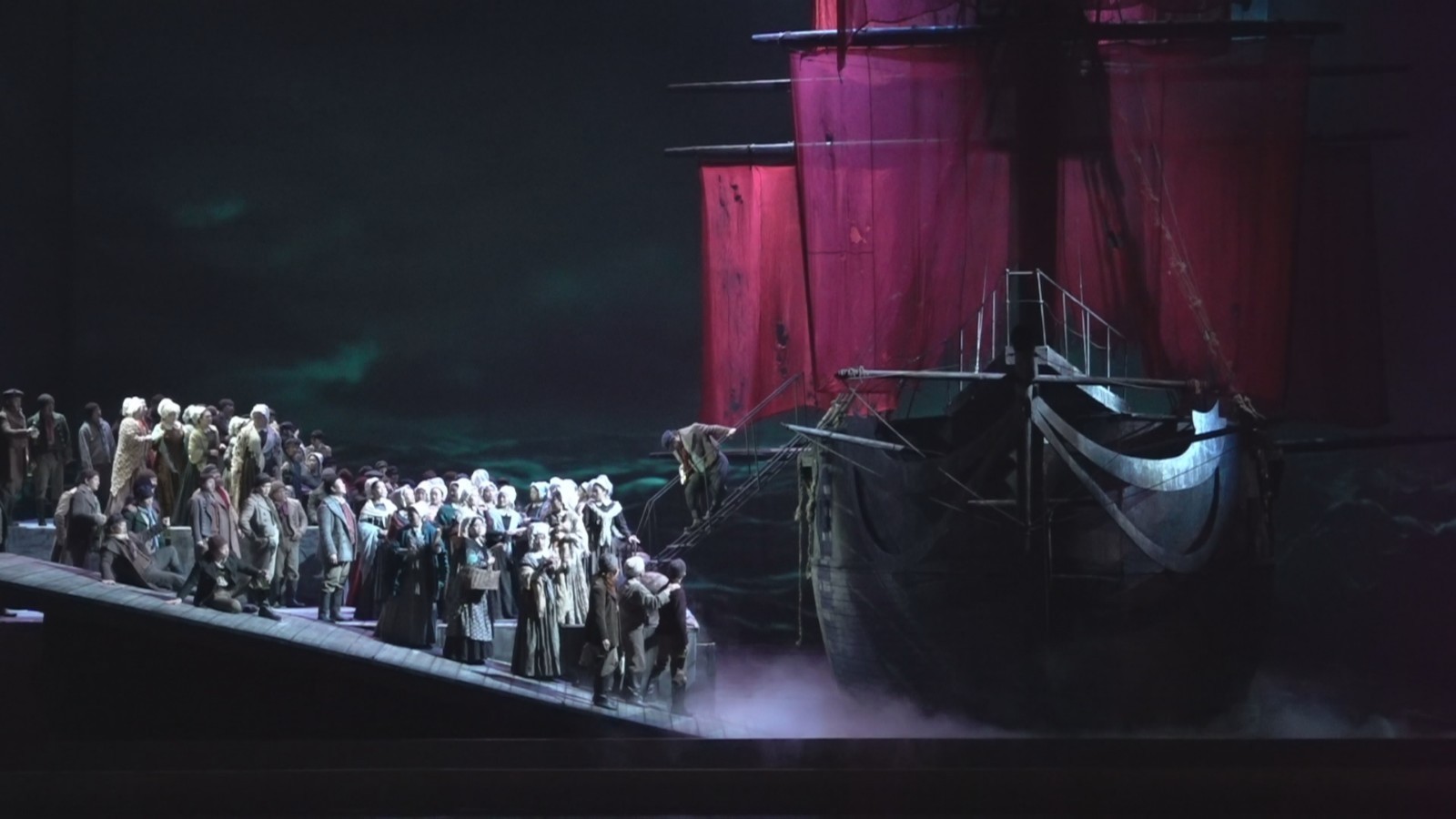 大剧院歌剧节2024开幕大戏《漂泊的荷兰人》上演  打造“沉浸式漂泊”