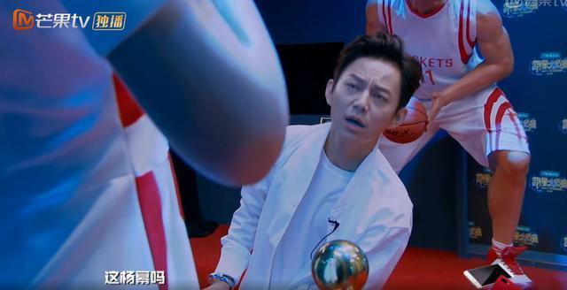 《明星大侦探》回归!杨幂的蜡像成破案关键,把