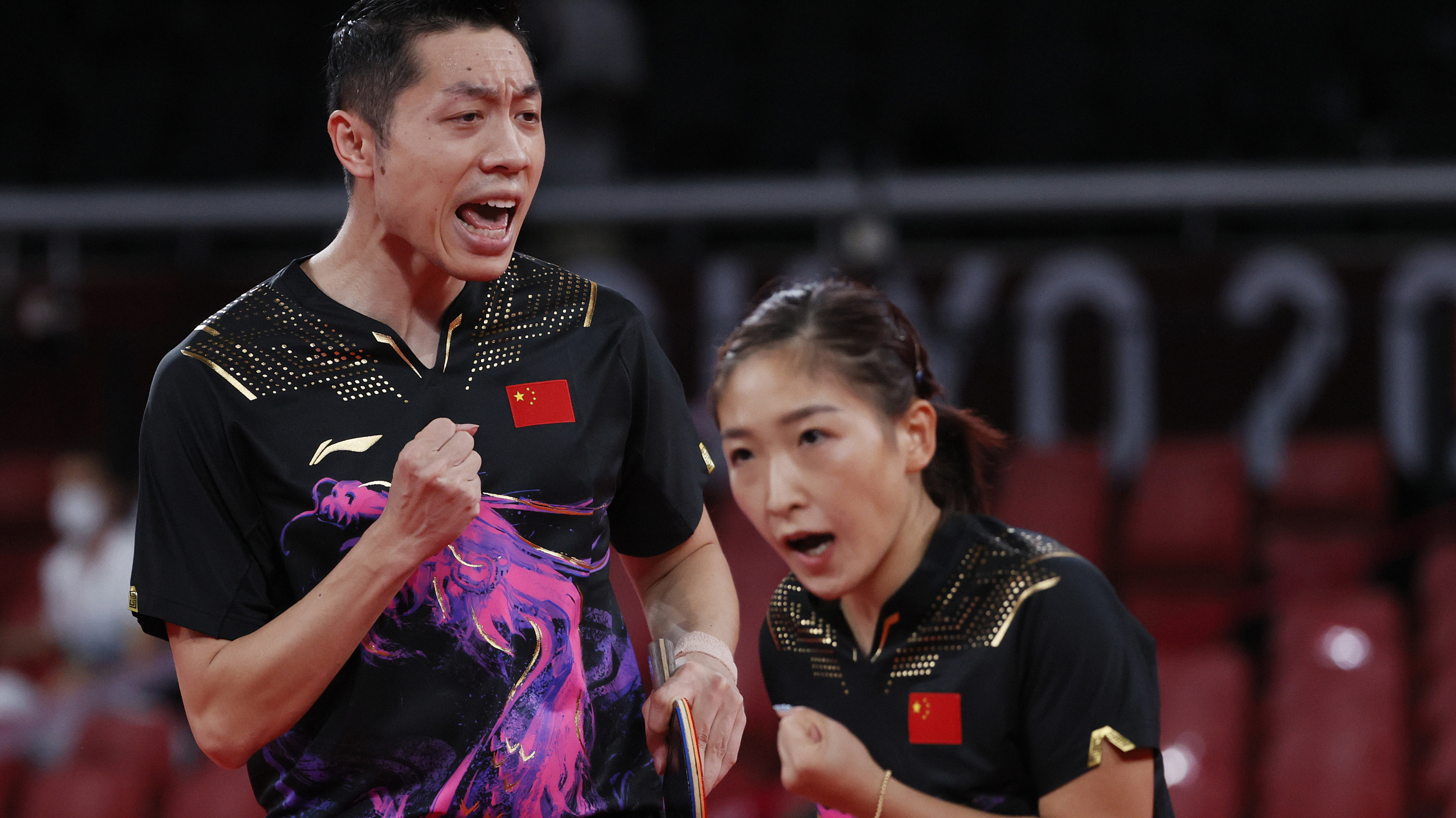 祝贺！许昕/刘诗雯4：0战胜对手 晋级混双决赛