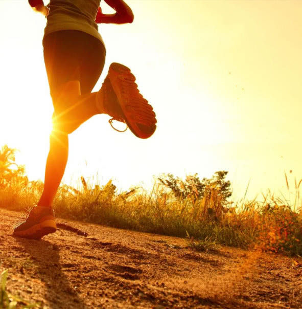 跑步5公里和步行5公里,消耗的热量一样吗?