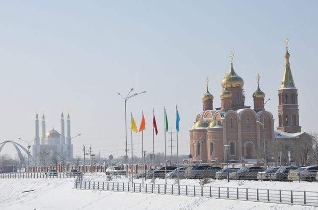 中亚雄鹰哈萨克斯坦,其人口排名前五的城市是