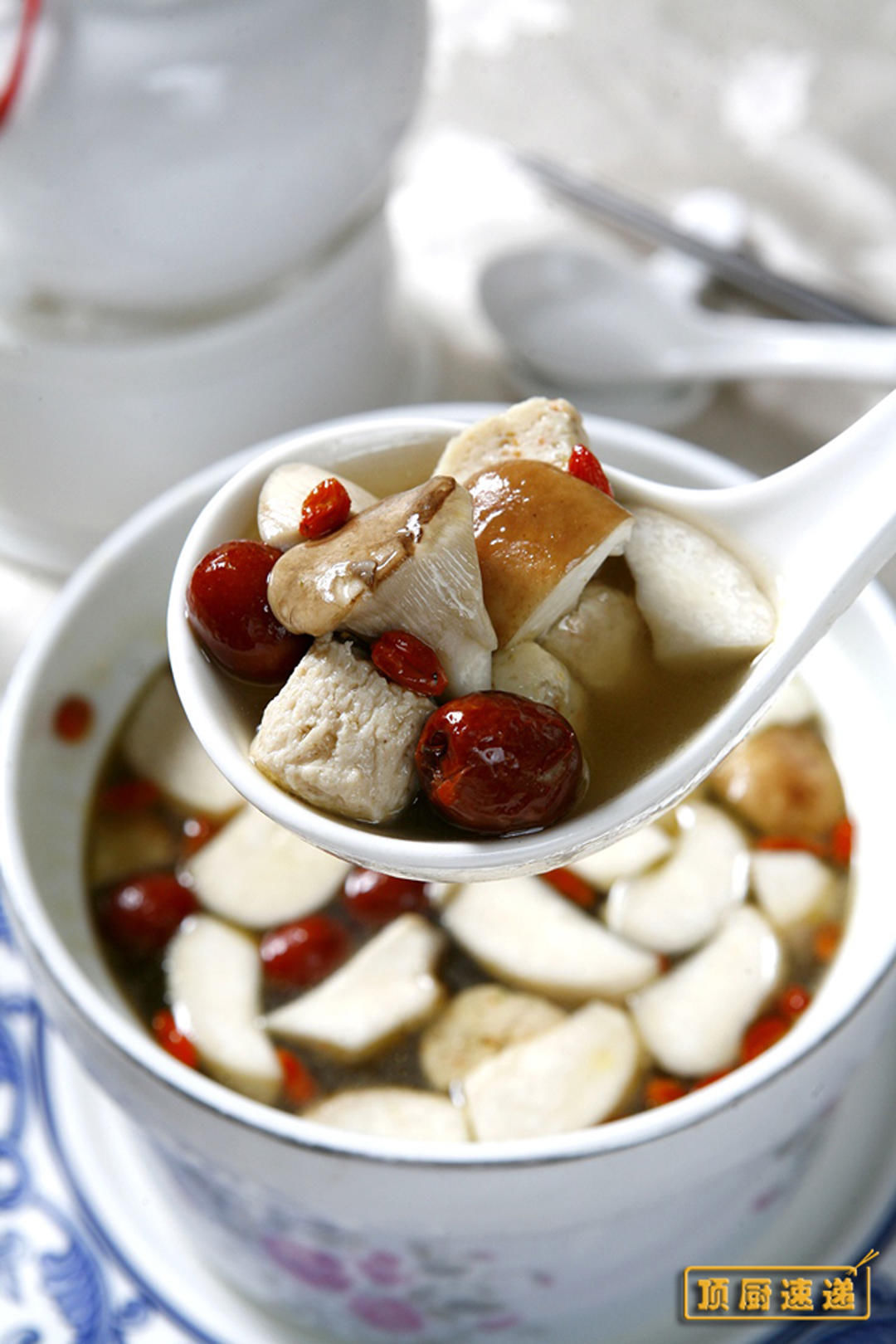 【杏菇四宝汤】