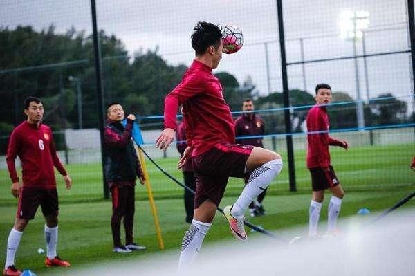 恒大4000万引援世界级后腰,卡帅:他将完美填补