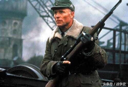 二战苏德顶级狙击手对决,真实的兵临城下比电