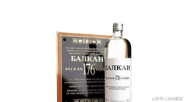 台大世界排名:全世界十大高度白酒排名!53茅台酒只能垫底