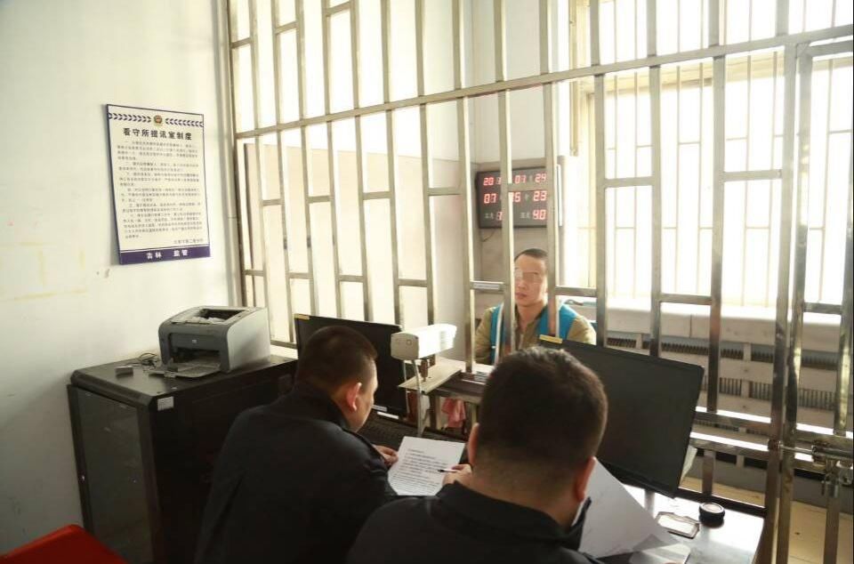 长春桂林路警方破获特大电信诈骗案!骗子冒充