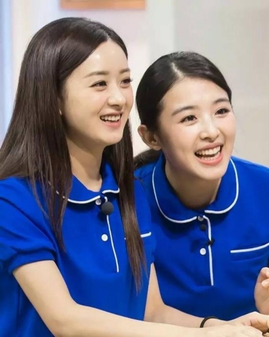 赵丽颖公开在张含韵微博下面骂人了!却得到网