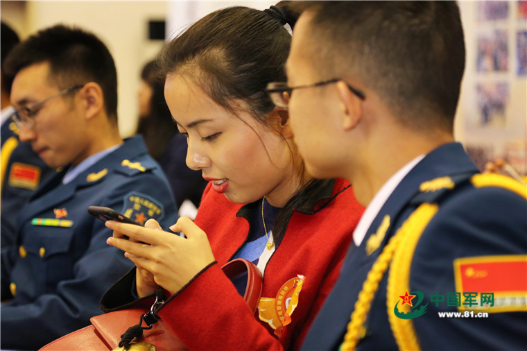 嫁人就嫁解放军 军旅姻缘会是个好活动!