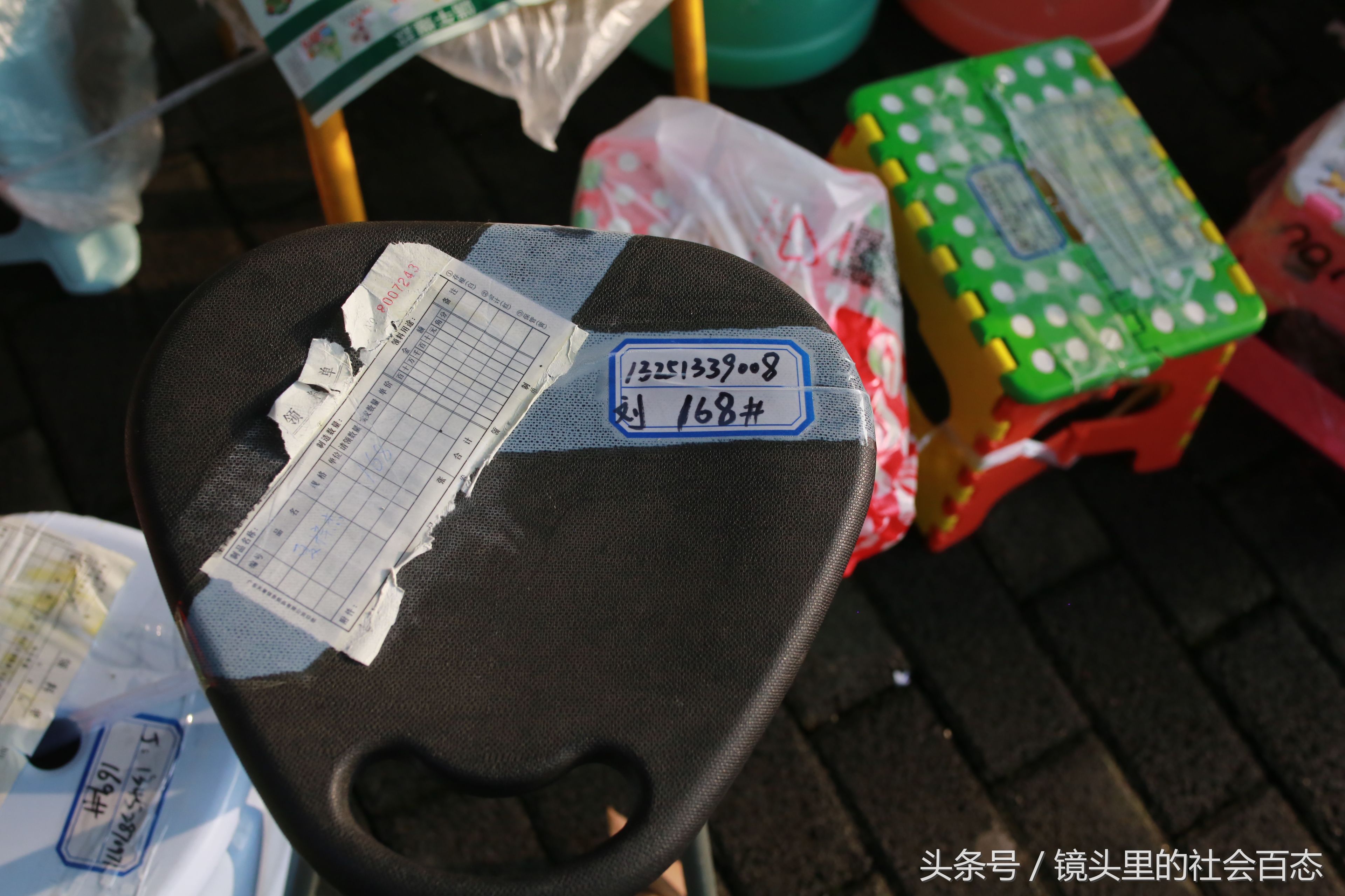 重庆一小学入学面试 上千家长连夜排队 每晚5