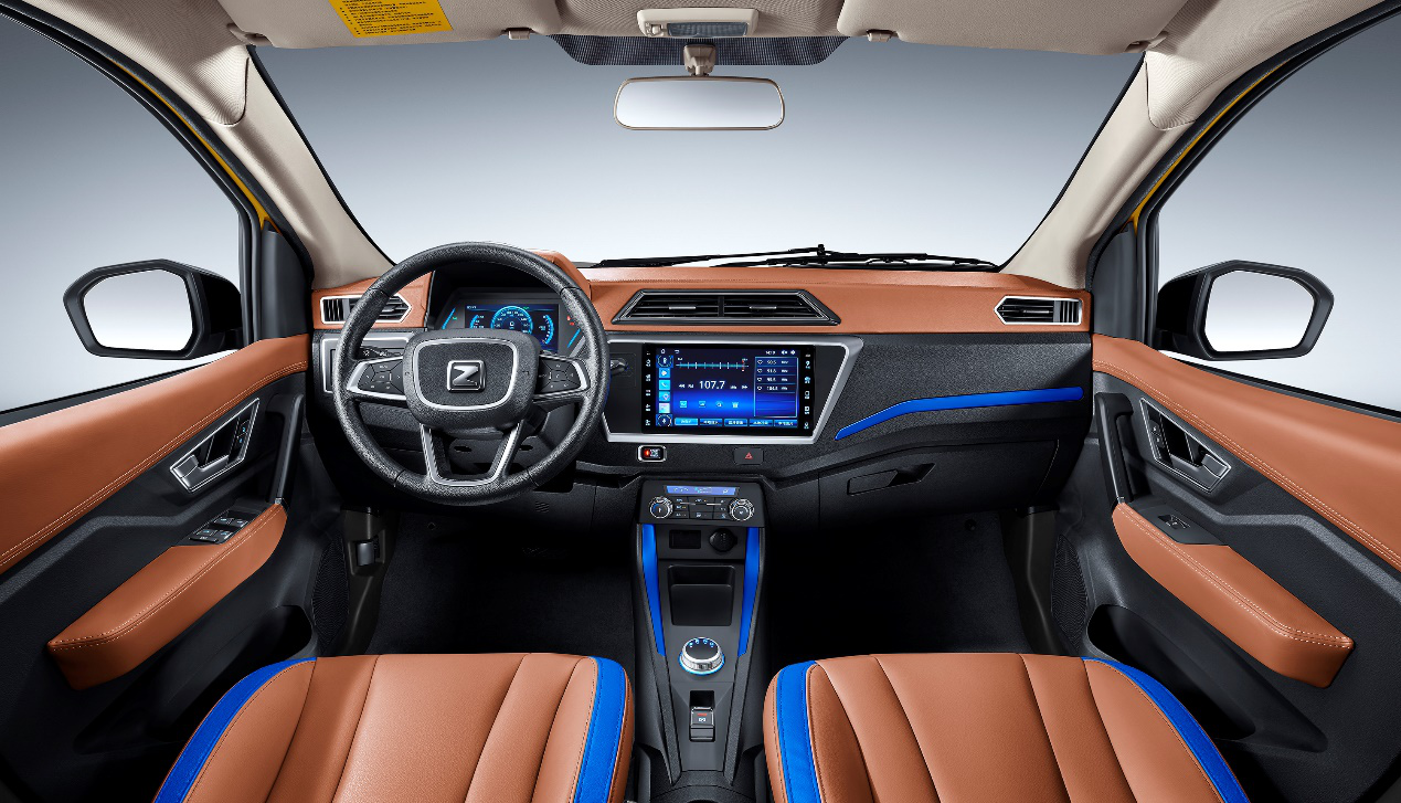 众泰汽车云家族三公子云100plus即将开启预售