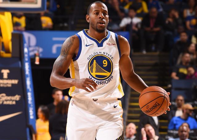 勇士FMVP因伤缺席今日训练 明日比赛出战成