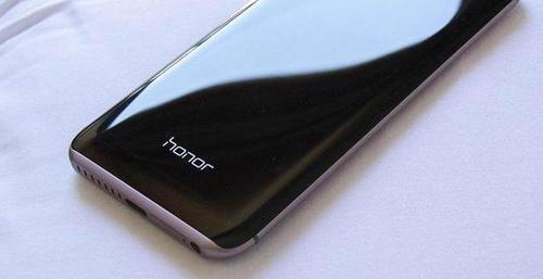 华为又有新手机曝光:搭载55w超级快充 一眼望