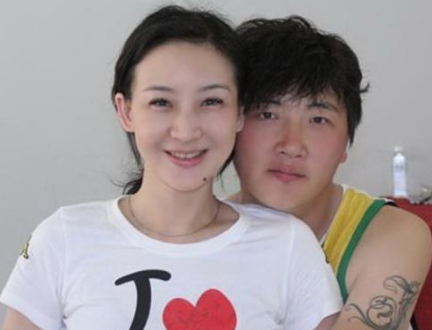 孙楠妻子潘蔚曾结婚两次 与第一任丈夫育有一