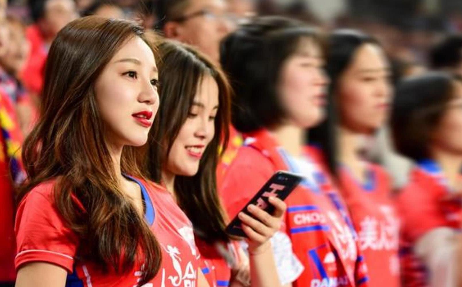 中超:权健完败!红牌!重庆斯威领先河南建业2分