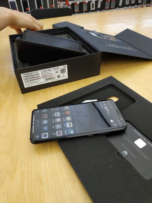 谷歌无刘海亲儿子Pixel 3|黑莓KEYtwo工信部曝