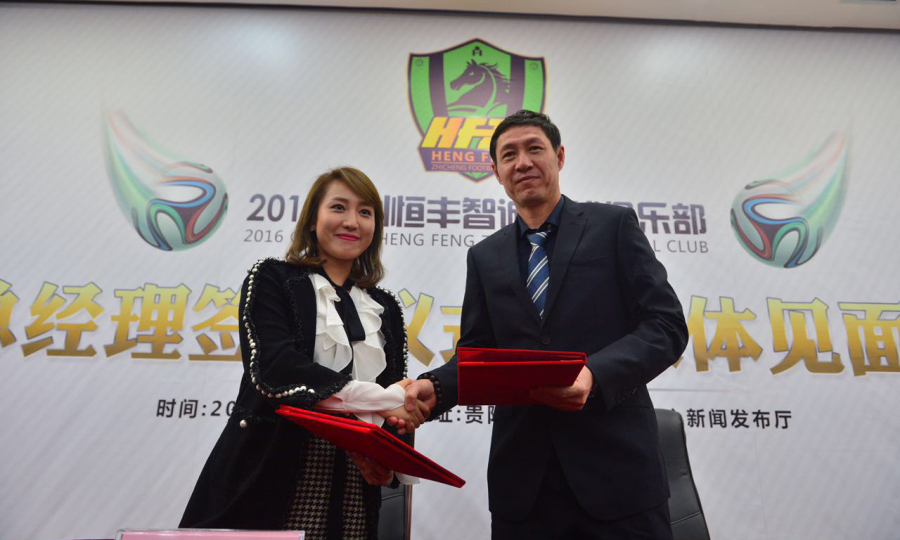 而贵州队在换帅之后取得了立竿见影的效果，成绩逐渐好转起来，稳扎稳打升入中超，而文筱婷也凭借着自己独特的魅力征服了贵州的球员和球迷。