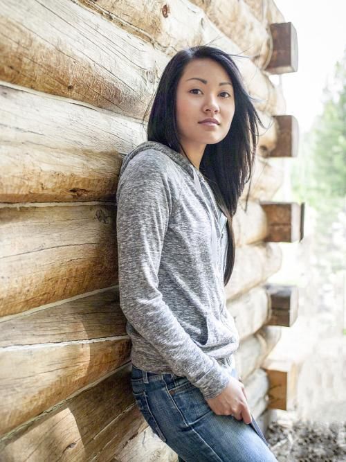 女子得知闺蜜和老公有暧昧一时想不开想结束生