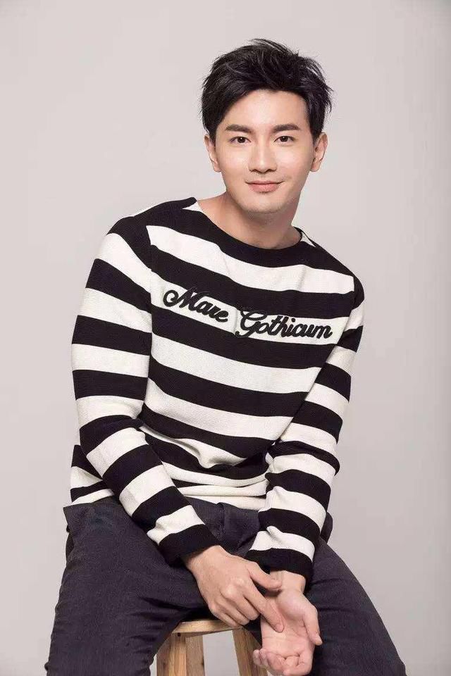 撞脸霍建华成新一代禁欲系古装美男,与宋茜合作过《爱情闯进门》