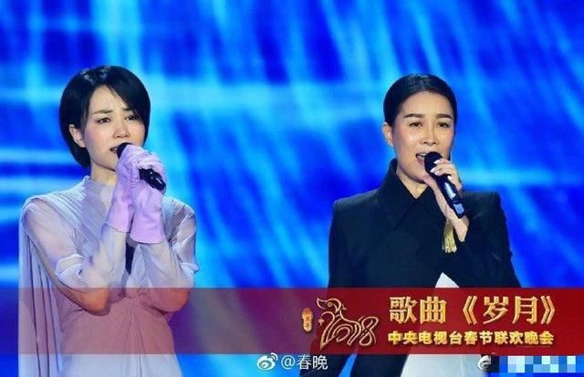 春晚最佳段子手诞生!王菲那英刚唱完,窦靖童一