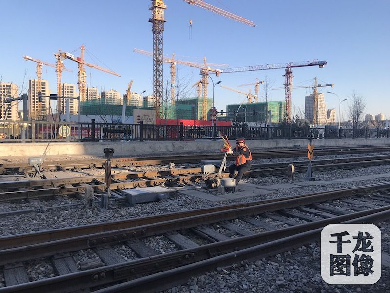 不能遗忘的铁路扳道员