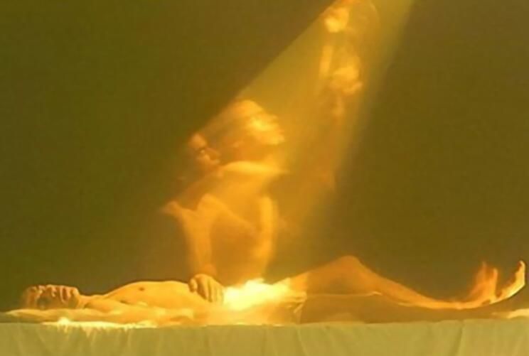 濒死体验!揭秘人死前1秒钟的14种感受 濒死体验!揭秘人死前1秒钟的14种感受