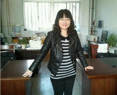 教师妈妈熬夜整理:1000组近反义词!贴墙上给孩