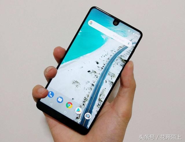 中兴努比亚Z18现身工信部,配置强悍颜值不俗,