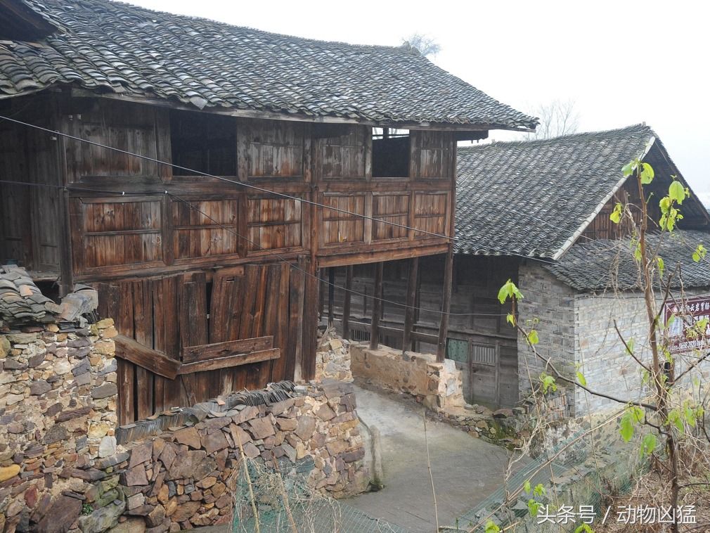 中国黔南农村面临消亡的老房子 很多具有文物