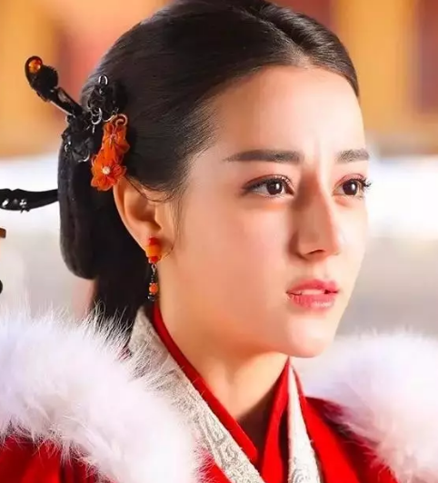 盘点热巴郑爽杨紫在古装剧里的 盘点热巴郑爽杨紫在古装剧里的