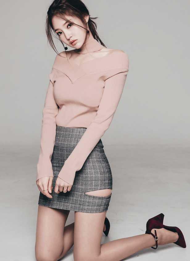 怎样展示个人独特魅力 t011902cfef241048ea.jpg?size=616x846