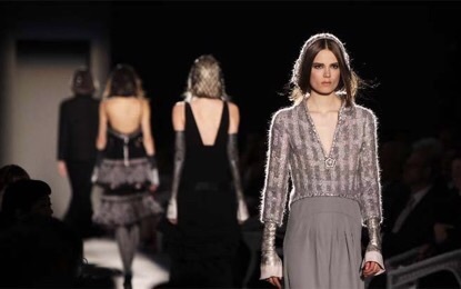 如何说服巴黎时装周“高定”界的审美? 如何说服巴黎时装周“高定”界的审美?