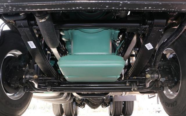 一汽解放JH6前四后八500马力报价 9.6图片怎