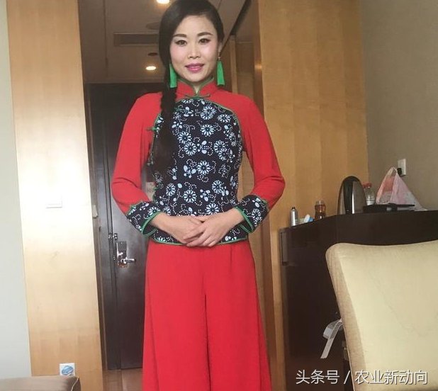 草帽姐徐桂花的作为,遭封杀是势在必然 网友:活该你封杀