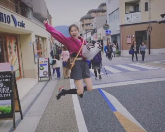 王宝强冯清疑同居?豪车接送深夜同回公寓(图10) 王宝强冯清疑同居?豪车接送深夜同回公寓(图10)