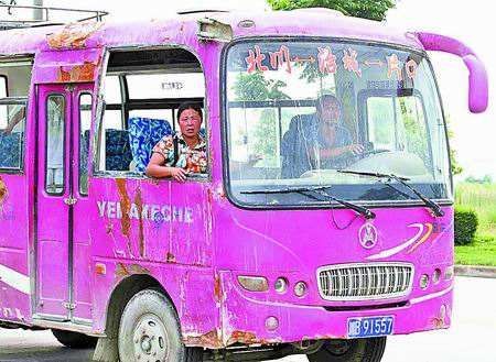 改革开放四十年--四川中年男子生活图鉴