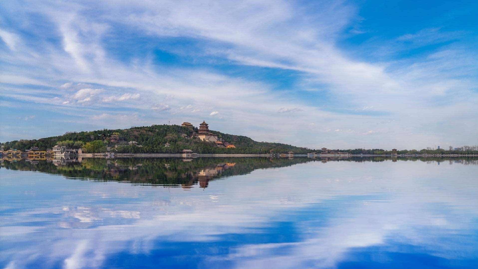 70年70人| 文化产业建设的参与者 70年70人| 文化产业建设的参与者