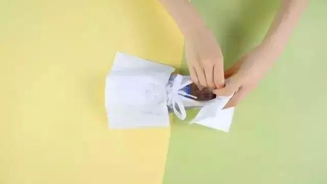 小白鞋这样洗,变脏变黄都不怕!