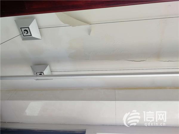 紫城御都阳台漏水墙皮脱落 婚期将近这可咋办？