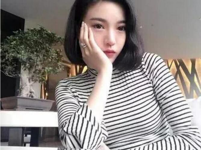 杭天琪是90年代最火的歌手、如今女儿继承了