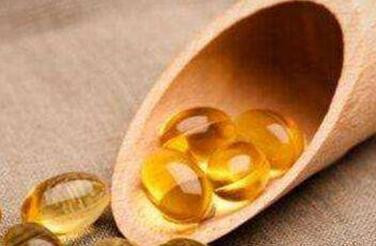 旗黄养生:男人吃维生素e好吗?