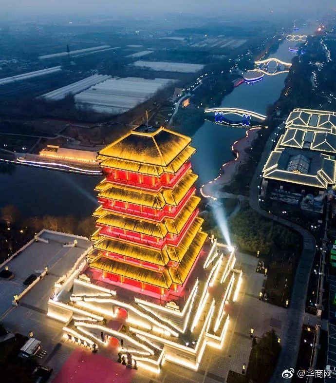 西安汉城湖景区航拍夜景太美了 仿佛回到大汉王朝