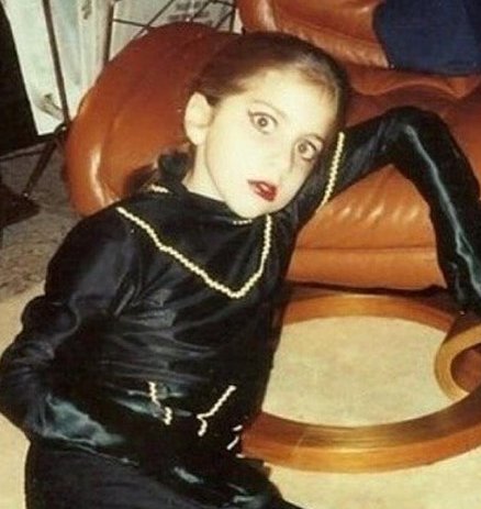 世界名人的罕见童年照片,原来奥巴马和川普小