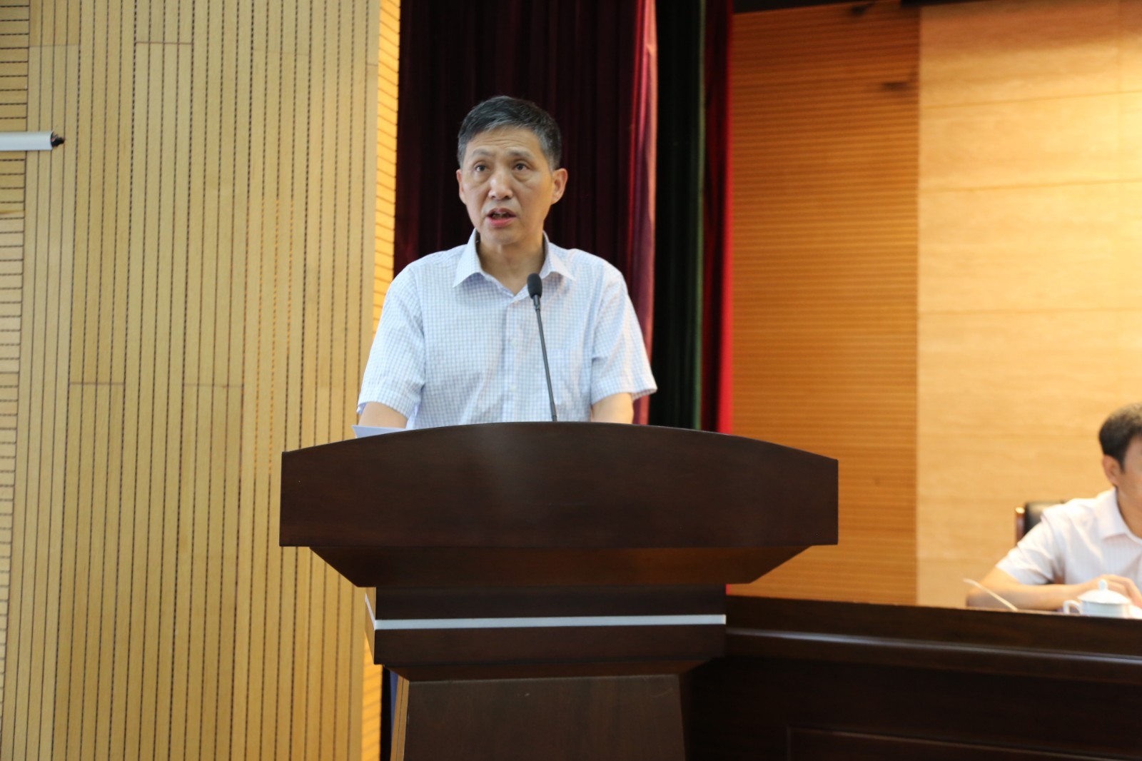 吴耀田主任围绕市委,市政府和省交通运输厅有关部署和要求,结合年度