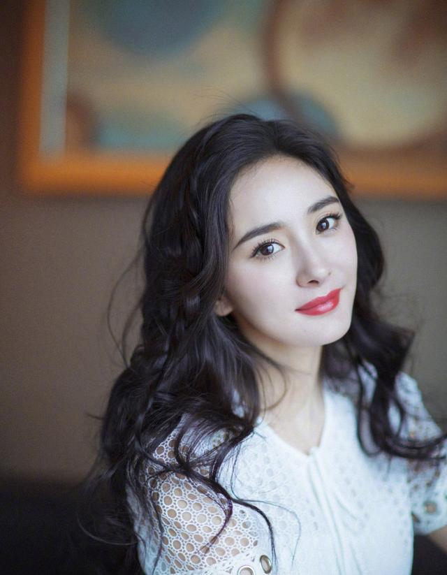 杨幂与赵丽颖演古装戏,你觉得谁演更像、更好